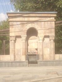 Հուշաղբյուր Երկրորդ աշխարհամարտում զոհվածներին, Վայոց ձորի մարզ, գ․Գլաձոր - 01.jpg