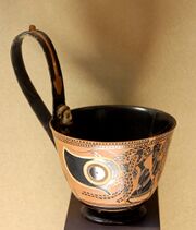 Kyathos Dionysos Louvre CA3309.jpg