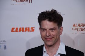 Johannes Brandrup Premiere von der 300. Folge 'Alarm für Cobra 11'.jpg