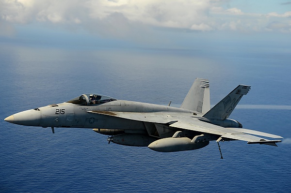 Boeing F/A-18E/F Super Hornet — характеристики, описание, история