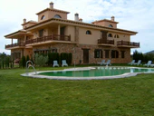 Hotel Los Nogales.jpg