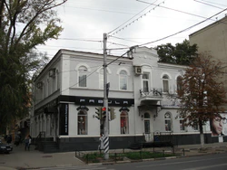 Здание по адресу ул. Вольская, 28 - вид с ул. Советская.JPG