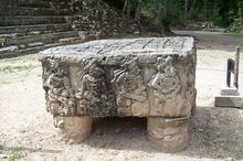 Altar Q at Copán, Honduras.jpg