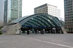 Canary wharf tube station 750px.jpg