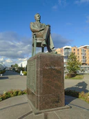 Sadri Maksudi monument, Kazan (2022-09-24) 03.jpg