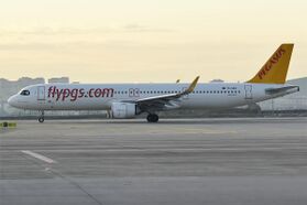 Pegasus Airlines, TC-RBA, Airbus A321-251NX (49570338307).jpg
