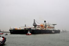 Pieter Schelte (ship) (15617682463).jpg