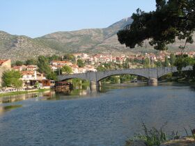 Bridge in Trebinje (3887445158).jpg