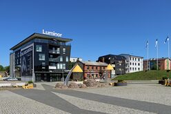 Rakvere Central Square.jpg