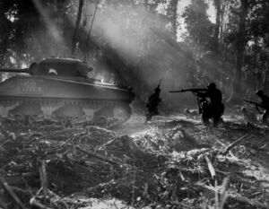 Американские солдаты на Бугенвиле. Март 1944