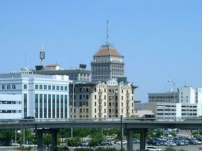 Fresno Skyline (2539115472) (cropped).jpg