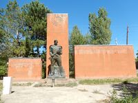 Հուշարձան Երկրորդ աշխարհամարտում զոհվածներին, Մաստարա, 2015 (4).jpg