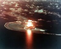 Atombombentest Redwing-Seminole 01.jpg