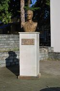 Manchu Matak monument.JPG