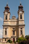 Tata Catholic church Kossuth square 02.jpg