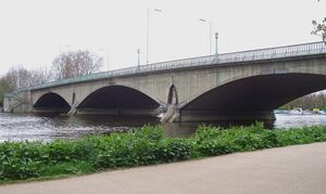 Twickenham Bridge.JPG