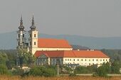 Sastin bazilika 1-2.jpg
