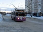Троллейбус на ул. Героев Рыбачьего.jpg