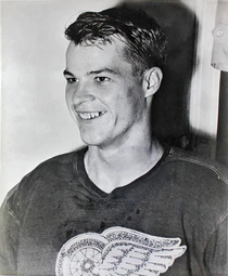 Gordie Howe 1946-47.jpg