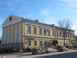 Здание духовной консистории в Саратове.jpg