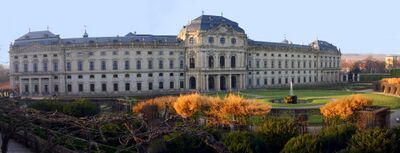 Residenz Wuerzburg Hofgarten.jpg