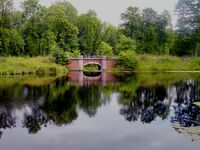 Плотина в Баболовском парке.jpg