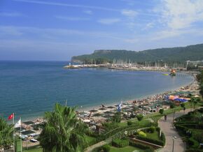 Kemer beach, Antalya.jpg