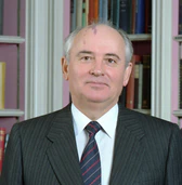Mikhail Gorbachev 1987.jpg