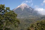 Gunung Egon.jpg