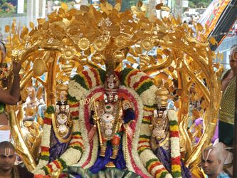 Malayappa in kalpavriksham vahanam.jpg