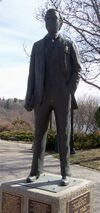 Hnatyshynstatue.jpg