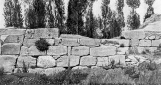 Urartu Fort SarduriI 1.jpg