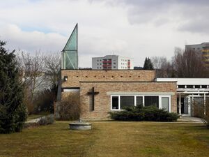 Versöhnungskirche Linz-Dornach II.jpg