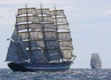 Крузенштерн Radich-1.jpg