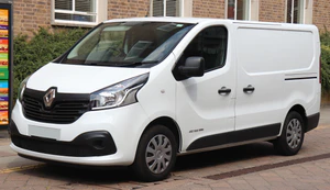 2018 Renault Trafic SL27 Business+ Energy 1.6 Front.jpg