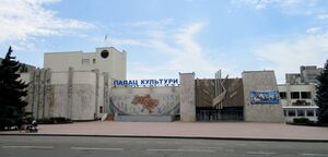 Екі әйел және бір еркек порно