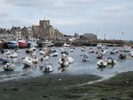 Port de Barfleur à marée basse, août 2013.JPG