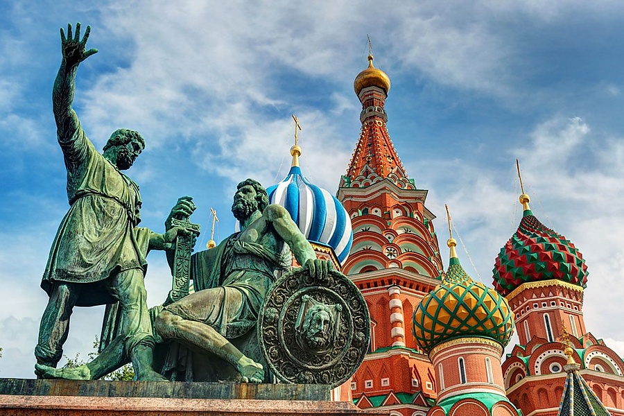 Памятник Минину и Пожарскому в Москве.jpg