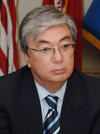 Kassym-Jomart Tokayev, 2005 (cropped).jpg