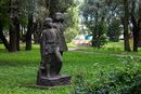 Pioneers in the Pioneer Garden - panoramio.jpg