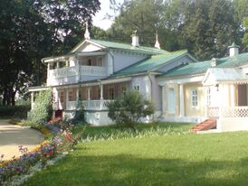 Главный дом усадьбы