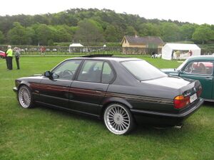 BMW Alpina B12 5.0 E32 (8754849914).jpg