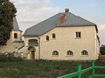 Корпус келій Василівського монастиря з дзвіницею.jpg