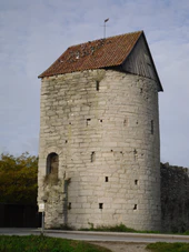 Visby ringmur Kvarntornet.JPG