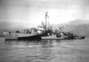 USS Luce (DD-522) off San Francisco, California (USA), on 26 August 1944 (NH 51451).jpg