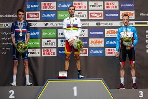 20180930 UCI Road World Championships Innsbruck Men Elite Road Race Award Ceremony 850 2143.jpg
