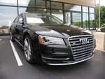 Audi S8 (14475960404).jpg