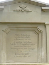 Gustav Schönberg Stadtfriedhof Tübingen.jpg