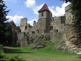 Klenova castle 1.JPG