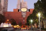 San Francisco Museum of Modern Art in 2011.jpg